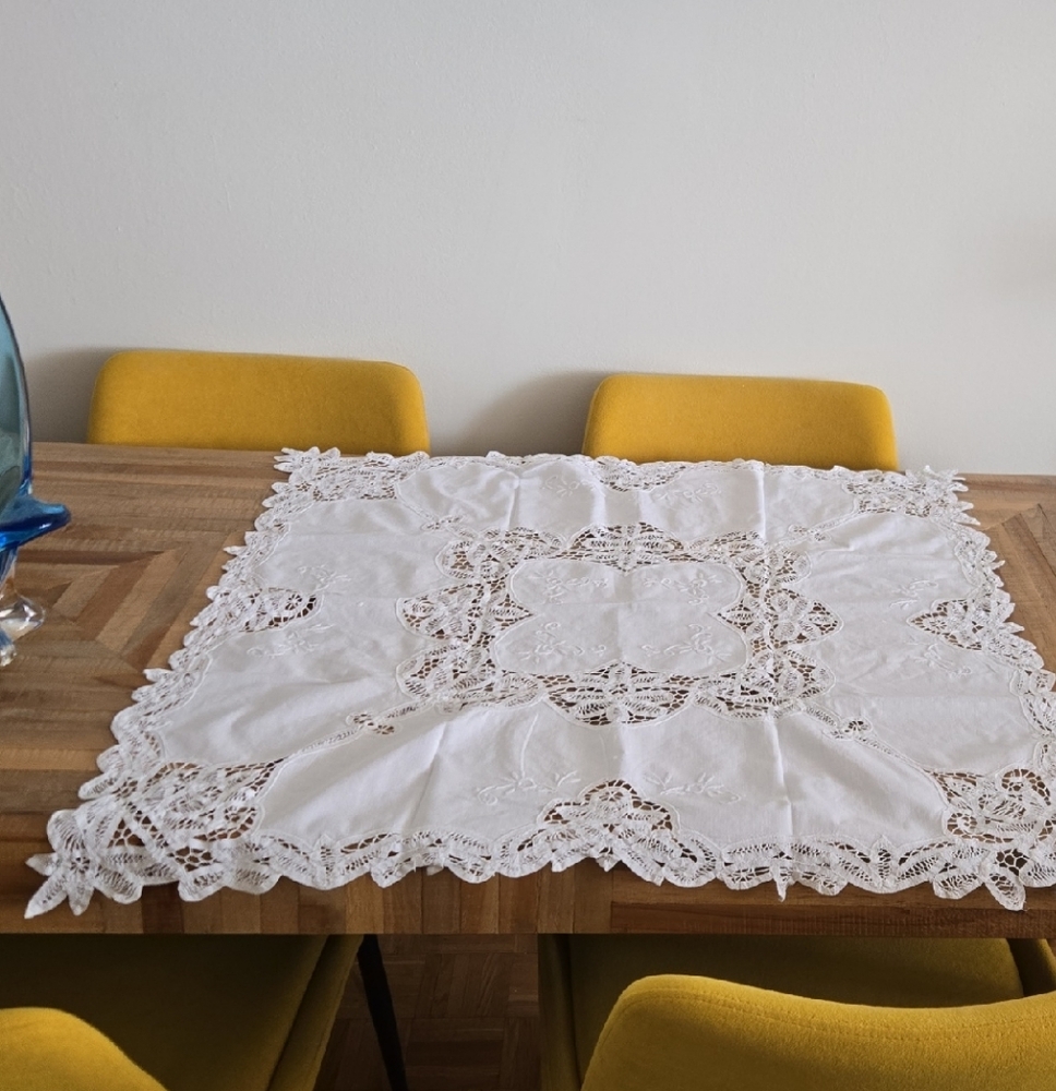 Vintage Elegant White Emboidered Cotton Square Tablecloth Intricate Work